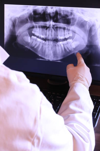 Best Weekend Emergency Dental Services in Wolfhurst, OH